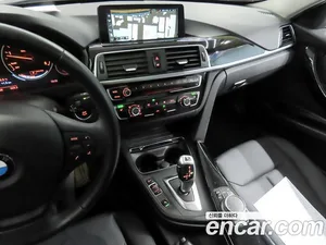 BMW 3-Series, 2017 — миниатюра 12