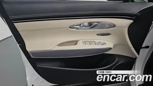 Genesis GV70, 2023 — миниатюра 13