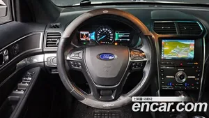 Ford Explorer, 2016 — миниатюра 13