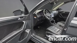 Volkswagen Tiguan, 2021 — миниатюра 13