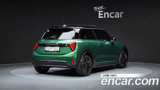 Mini Cooper, 2024 — фото автомобиля из Кореи