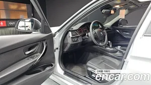 BMW 3-Series, 2018 — миниатюра 13