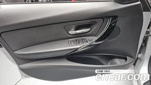 BMW 3-Series, 2018 — миниатюра 14