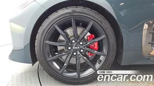 Kia Stinger, 2022 — миниатюра 5