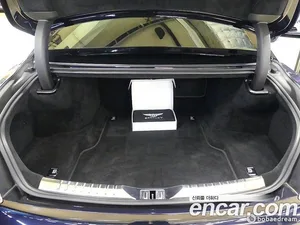 Bentley Flying Spur, 2022 — миниатюра 10