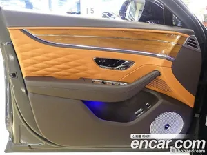 Bentley Flying Spur, 2022 — миниатюра 11