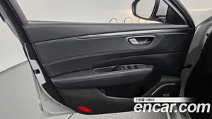 Renault SM6, 2018 — миниатюра 14