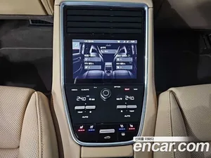 Porsche Panamera, 2023 — миниатюра 13