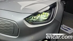 Kia Niro, 2022 — миниатюра 8