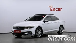 Volkswagen Passat, 2021 — миниатюра 1