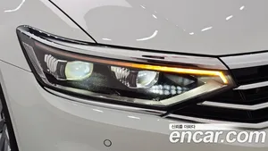 Volkswagen Passat, 2021 — миниатюра 8