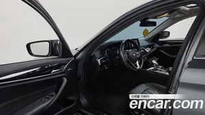BMW 5-Series, 2017 — миниатюра 13