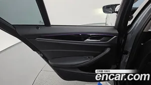 BMW 5-Series, 2017 — миниатюра 15