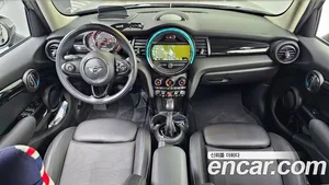 Mini Cooper, 2017 — миниатюра 10