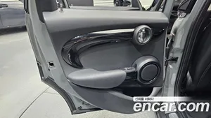Mini Cooper, 2017 — миниатюра 15