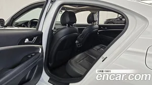 Genesis G70, 2021 — миниатюра 18