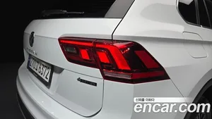 Volkswagen Tiguan, 2021 — миниатюра 9