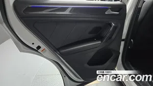 Volkswagen Tiguan, 2021 — миниатюра 15