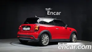 Mini Cooper, 2022 — миниатюра 2