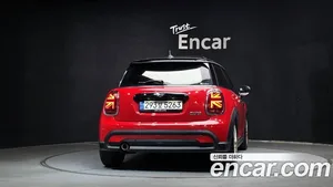 Mini Cooper, 2022 — миниатюра 4