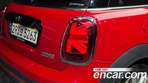 Mini Cooper, 2022 — миниатюра 9