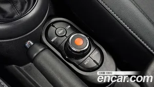 Mini Cooper Convertible, 2021 — миниатюра 31