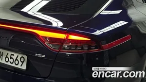 Kia Stinger, 2022 — миниатюра 8