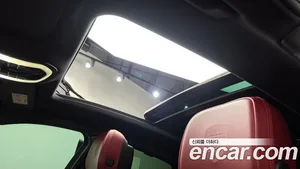 Porsche Macan, 2022 — миниатюра 19