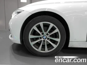 BMW 3-Series, 2018 — миниатюра 5