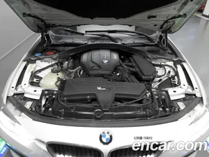 BMW 3-Series, 2018 — миниатюра 6