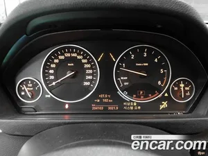 BMW 3-Series, 2018 — миниатюра 8