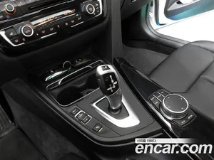 BMW 3-Series, 2018 — миниатюра 9