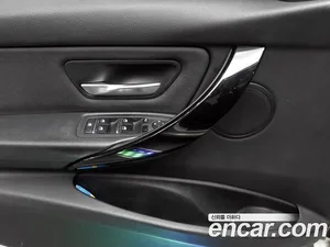 BMW 3-Series, 2018 — миниатюра 16
