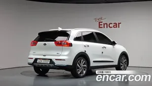 Kia Niro, 2017 — миниатюра 2