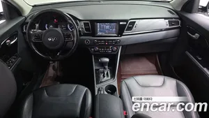 Kia Niro, 2017 — миниатюра 10