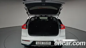 Kia Niro, 2017 — миниатюра 26