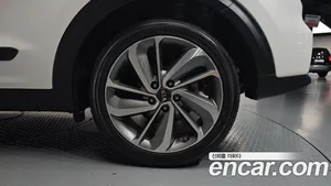 Kia Niro, 2017 — миниатюра 7