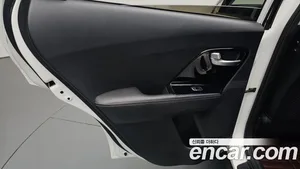 Kia Niro, 2017 — миниатюра 15