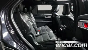 Ford Explorer, 2019 — миниатюра 11