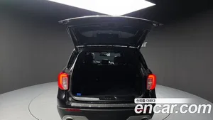 Ford Explorer, 2019 — миниатюра 20