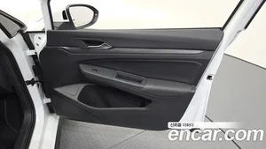 Volkswagen Golf, 2025 — миниатюра 13