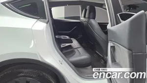Tesla Model Y, 2023 — миниатюра 12