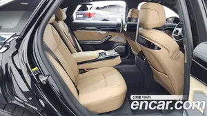 Audi A8, 2021 — миниатюра 12