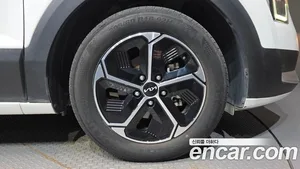 Kia Niro, 2022 — миниатюра 7