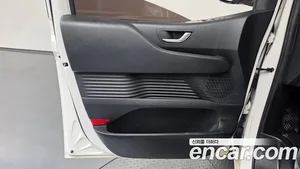 Hyundai Staria, 2024 — миниатюра 13