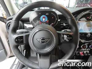 Mini Cooper, 2024 — миниатюра 12
