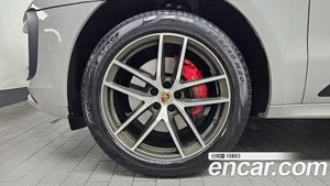 Porsche Macan, 2022 — миниатюра 4