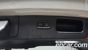 Porsche Macan, 2022 — миниатюра 22