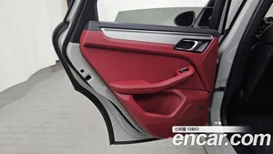 Porsche Macan, 2022 — миниатюра 14
