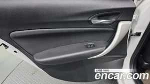 BMW 1-Series, 2018 — миниатюра 15